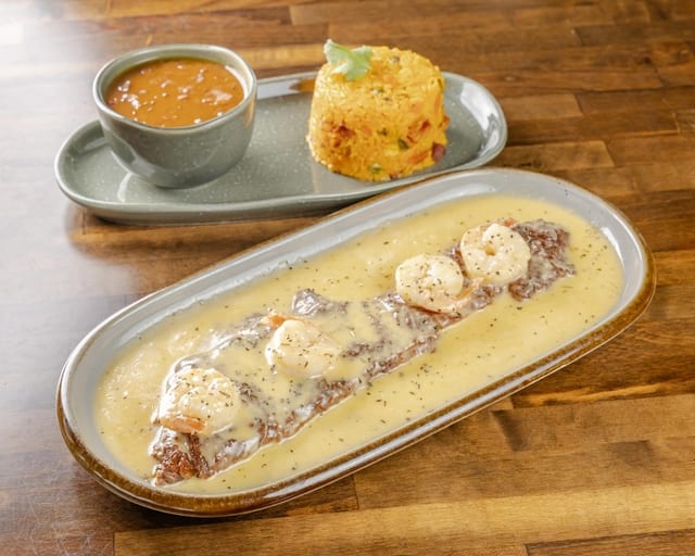 Bohio Special Steak w/Shrimps.